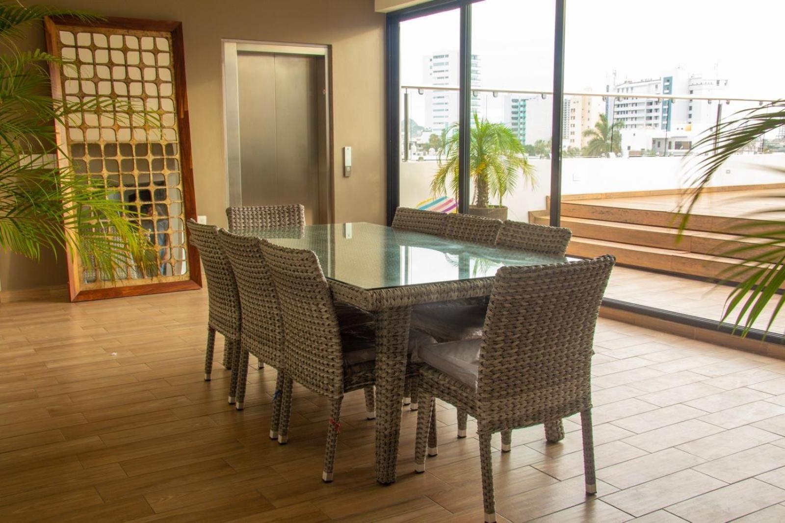 Departamento A 2 Cuadras Del Malecon Mazatlán
